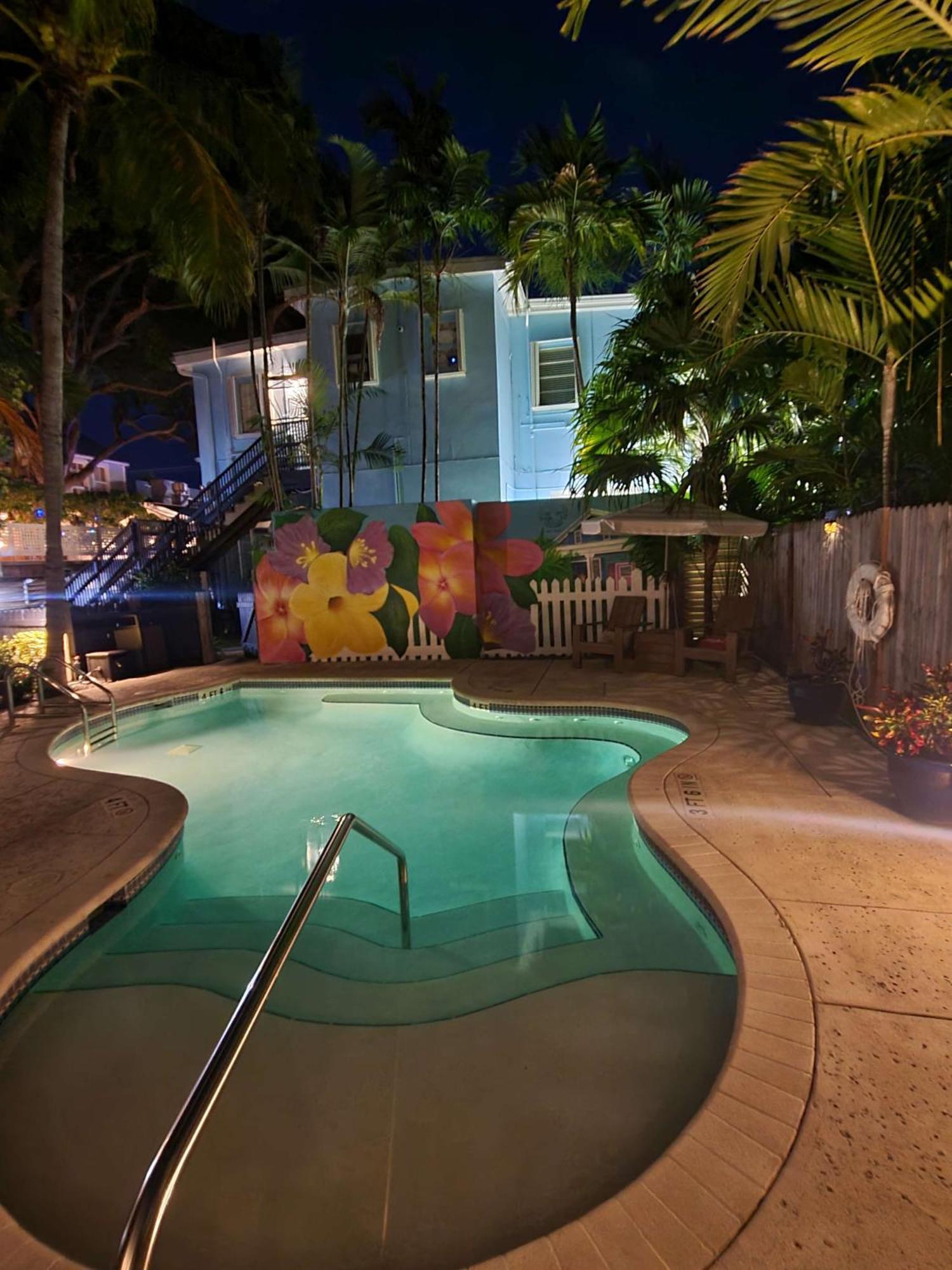 Duval Street Suite With Pool Key West Dış mekan fotoğraf